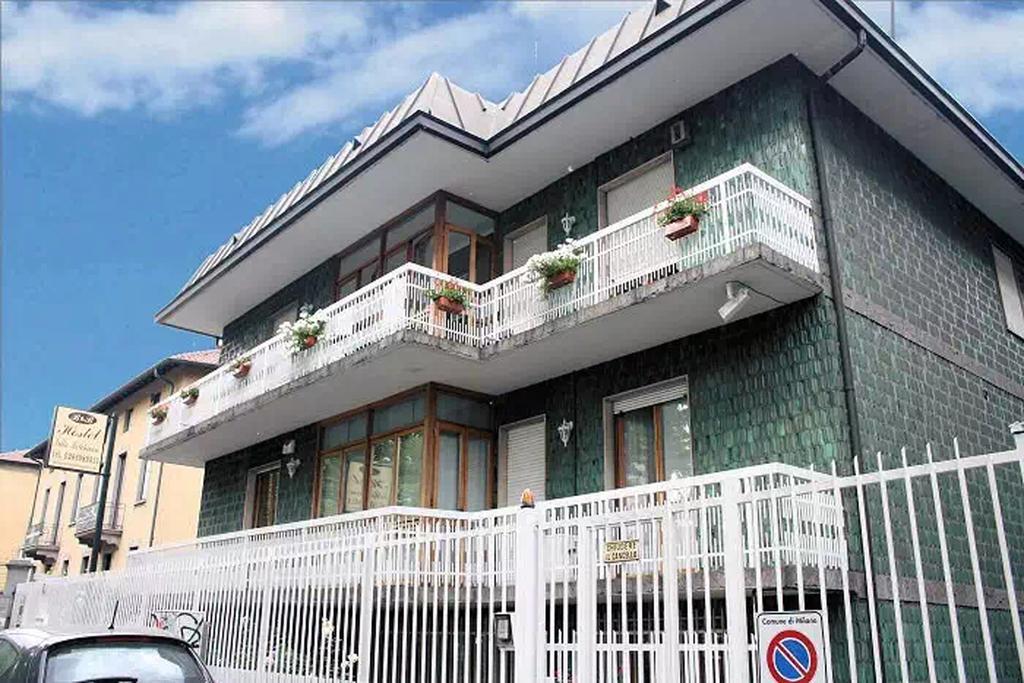 Villamelchiorre 1 * Mailand